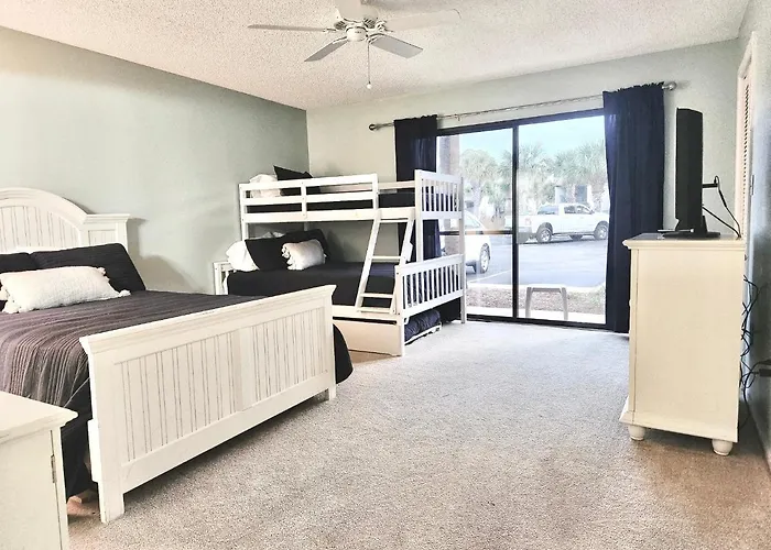 Edgewater Resort Beach & Golf Villa! Steps To The Beach!